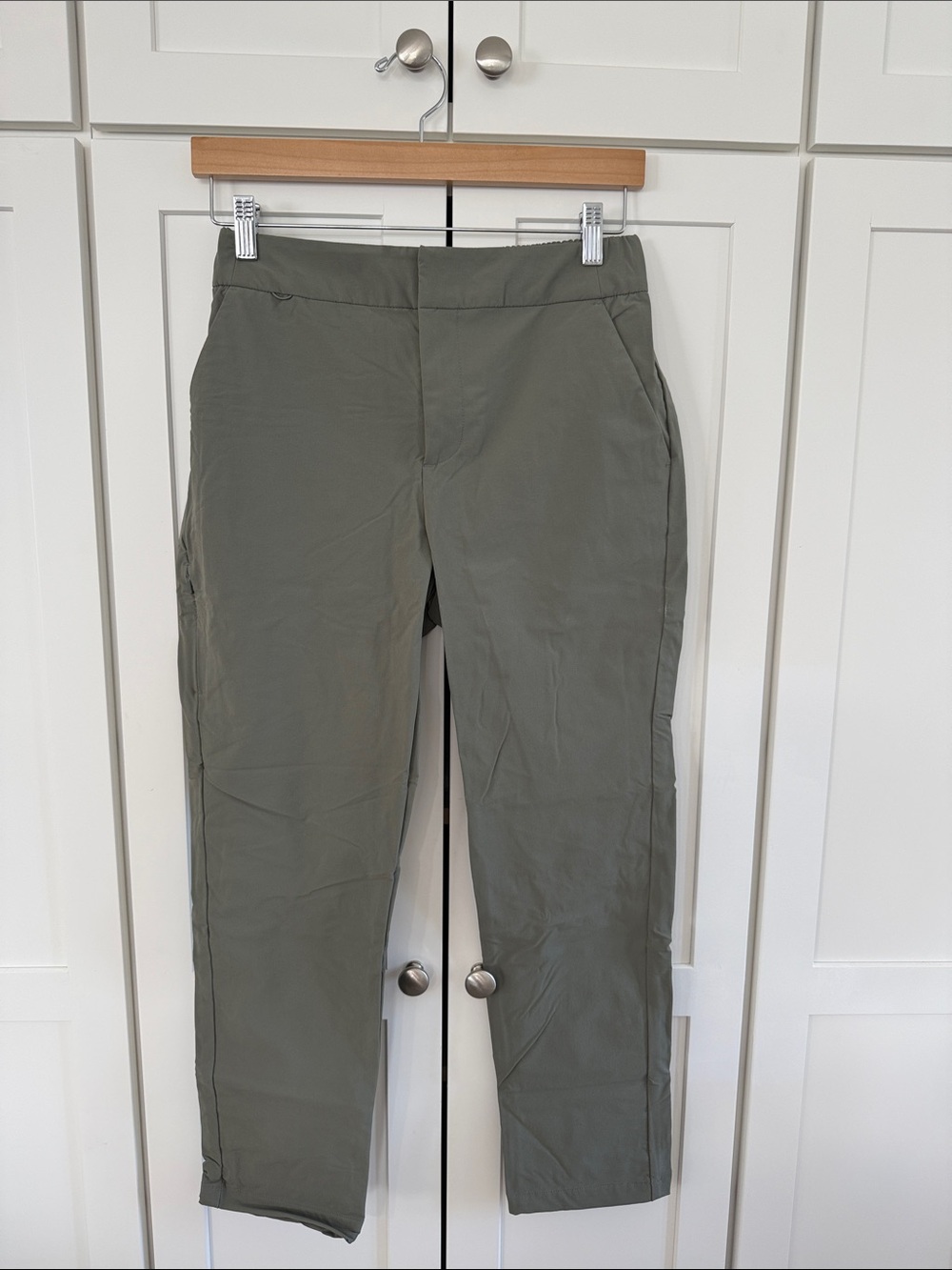 Figs Olive Straight-Leg Women's Scrub Trousers